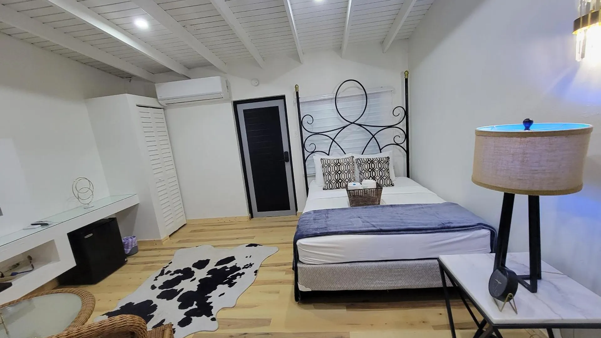 ** Guest house Luichy'S Seaside Hotel At Playa El Combate Puerto Rico
